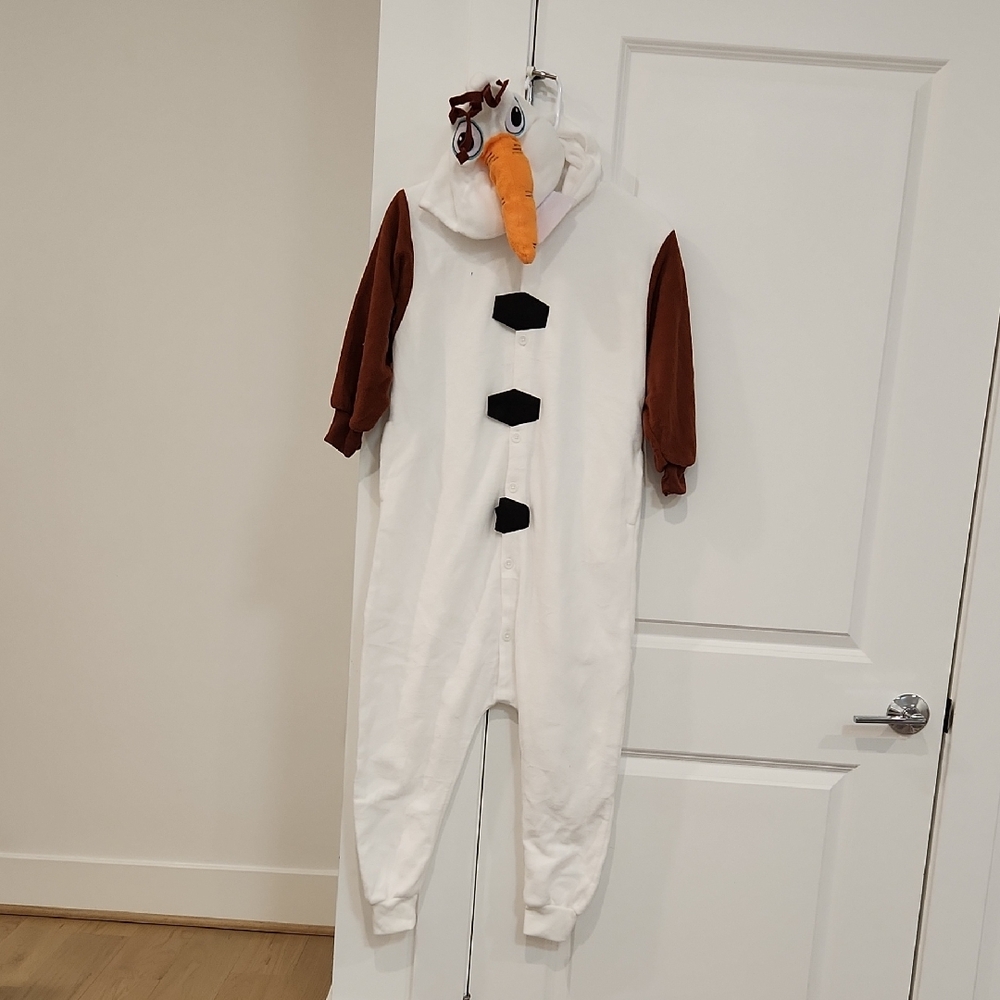NWOT White and Brown Snowman Onesie Costume